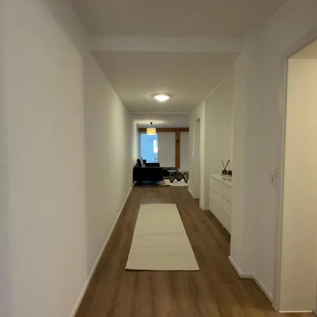 Modernes Mit 3 Schlafzimmer Mit Zentraler Lage