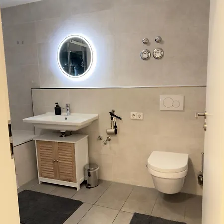 Modernes Mit 3 Schlafzimmer Mit Zentraler Lage