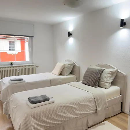 Apartman Modernes Mit 3 Schlafzimmer Mit Zentraler Lage *